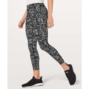 Lululemon Tight Stuff Tight II 25" Chirasu Black Legging Pant Full On Luxtreme